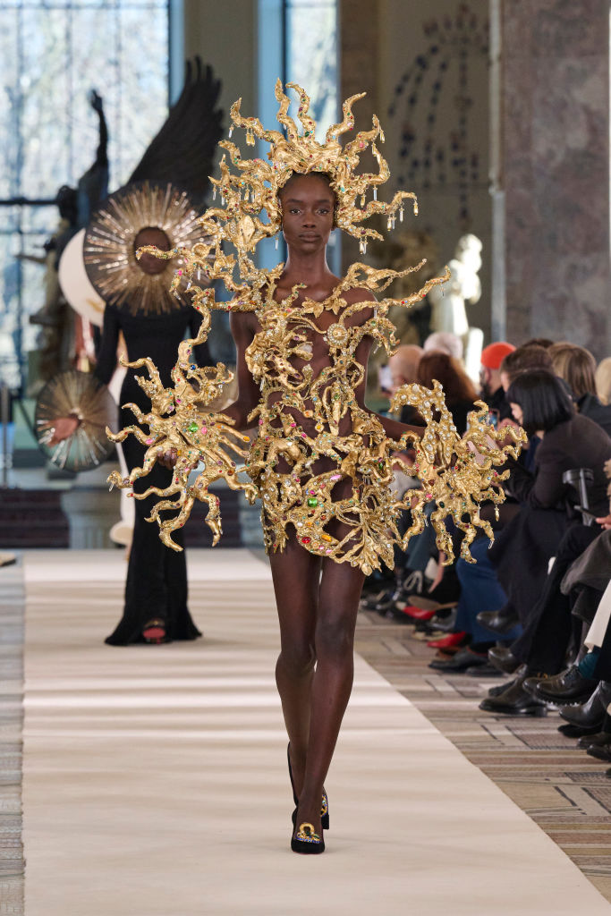 A V&A rendezi meg az Egyesült Királyság első Schiaparelli-kiállítását