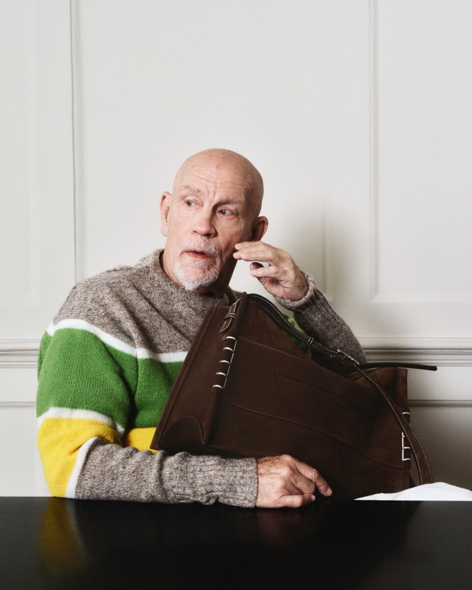 A kultikus ikon, John Malkovich lett a JW Anderson új arca
