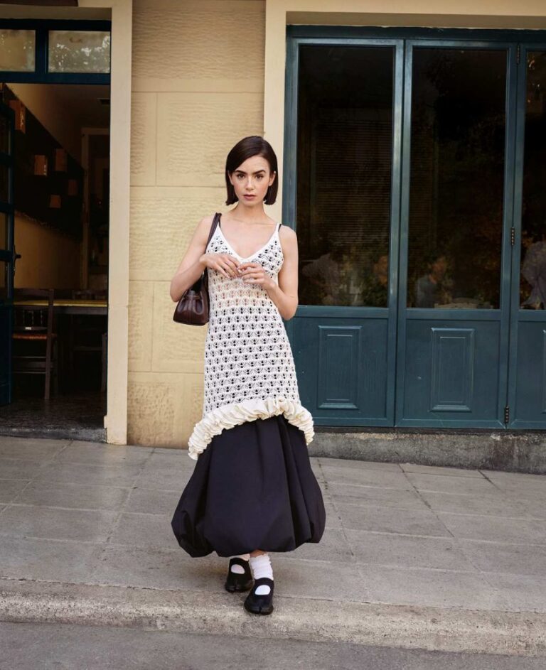 Lilly Collins lett a Zalando arca