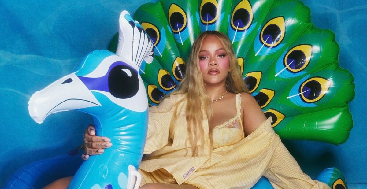 Rihanna szerint ez a nyár színe