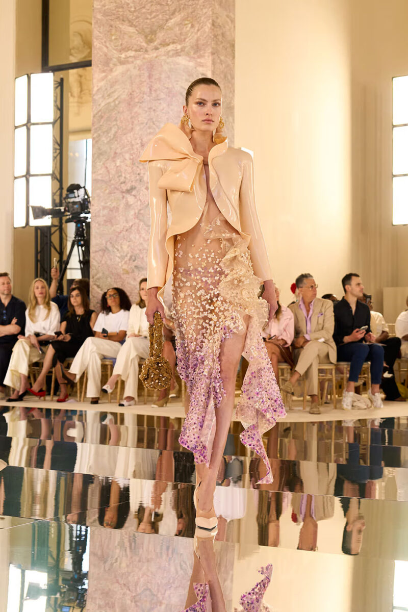 A Schiaparelli új couture kollekciója minden eddiginél merészebb lett